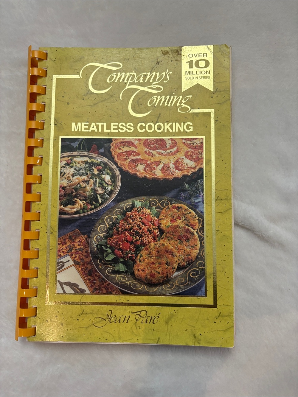 6 Different Company’s Coming Cookbooks /
Jean Paré
$6 ea - Picture 8 of 14